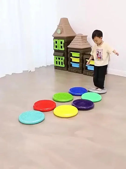 כרית איזון חושית מונטסורית – משחק, ריכוז והתפתחות במקום אחד